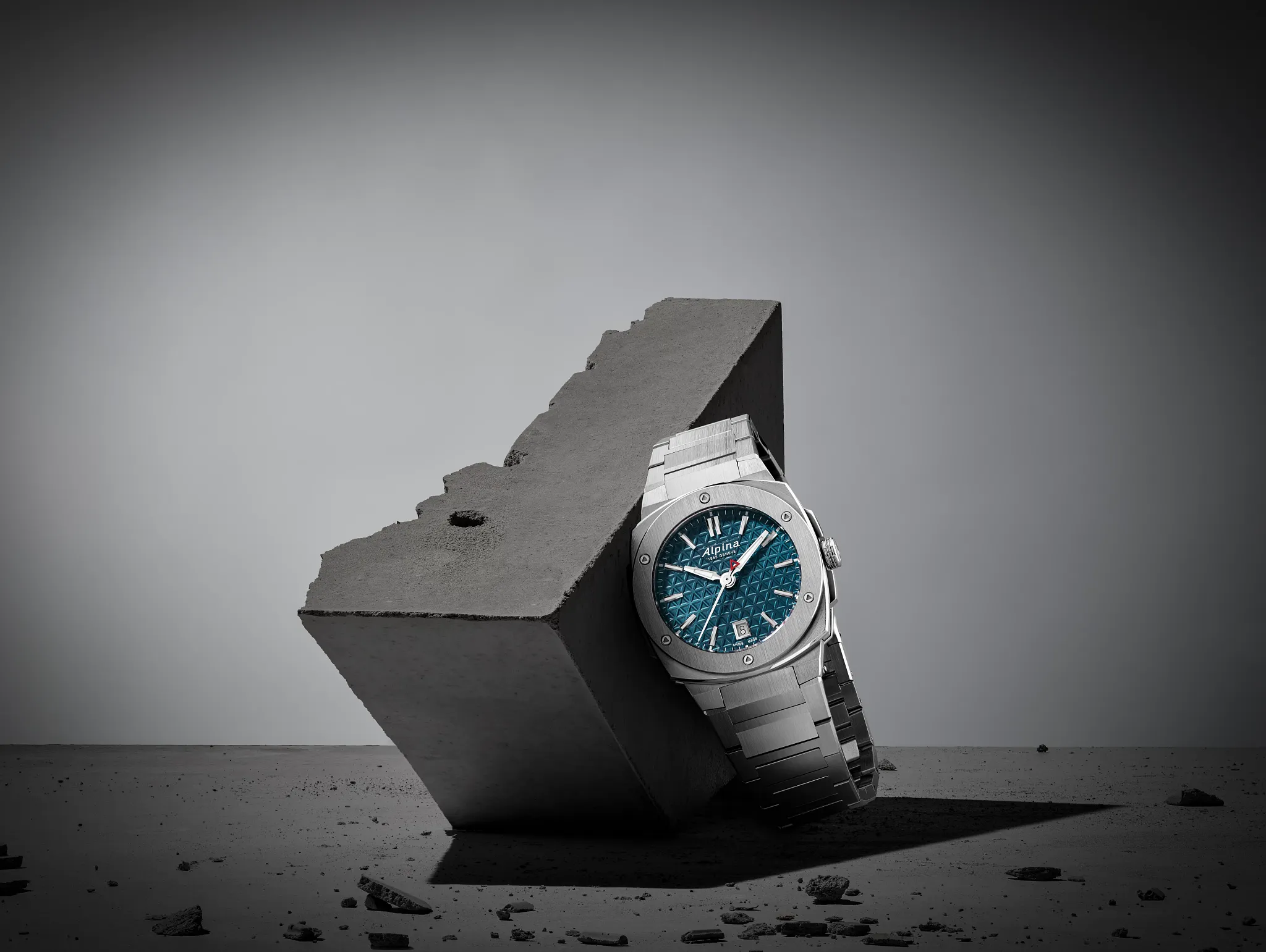 Extreme Quartz Watch AL-220TB2AE6B | Alpina Watches US